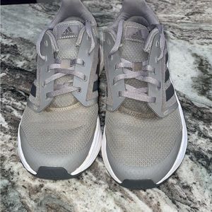 Mens’s Adidas Tennis Shoes